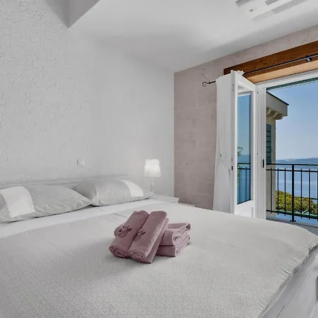 Dalmatia Casa de Férias *