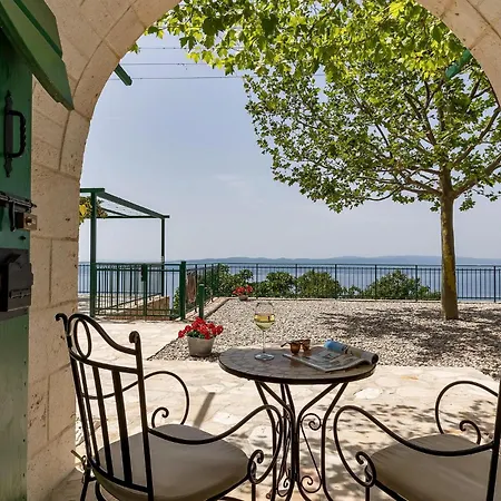Dalmatia Casa de Férias *